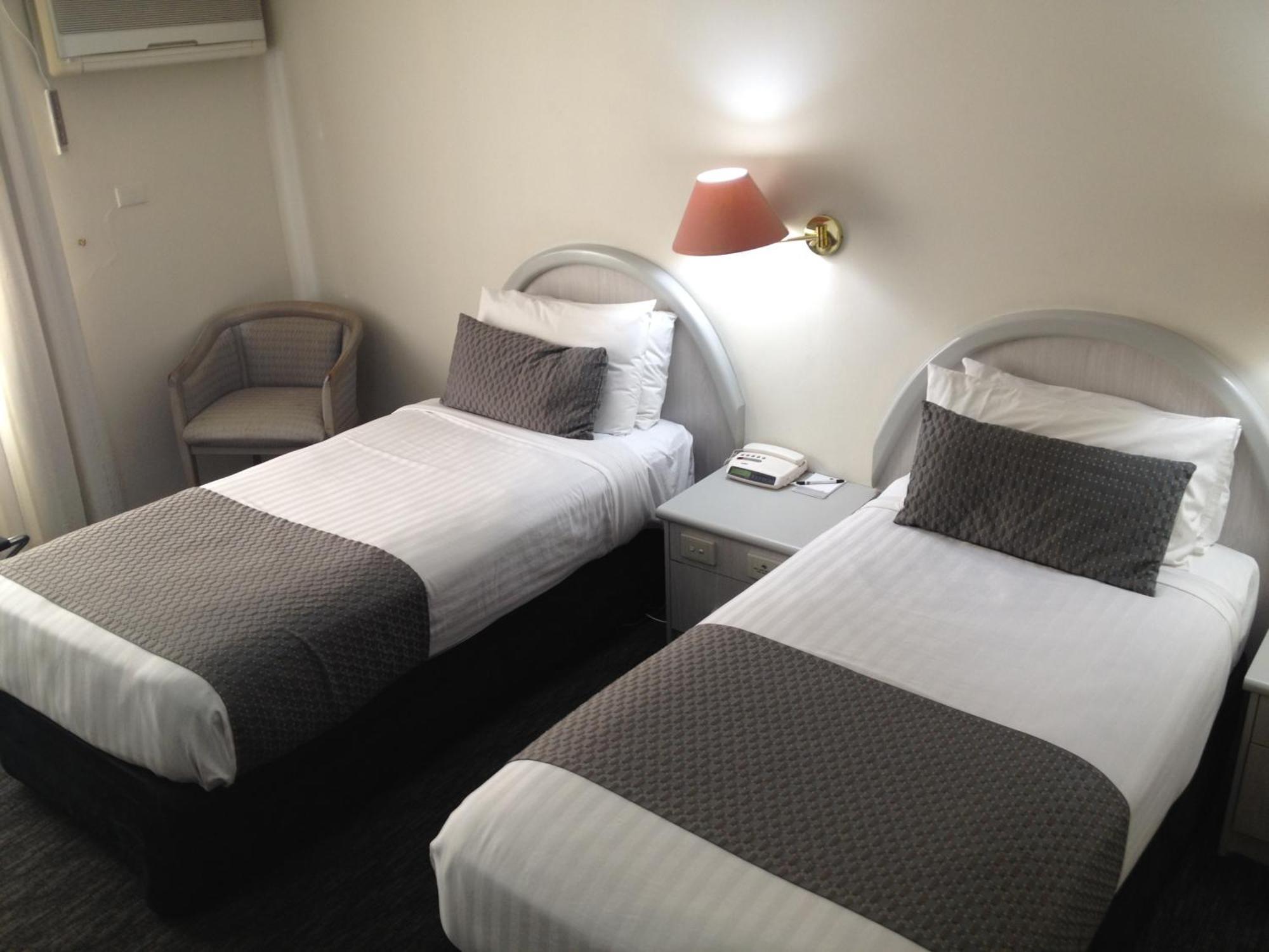 Adelaide Royal Coach Hotel Ngoại thất bức ảnh